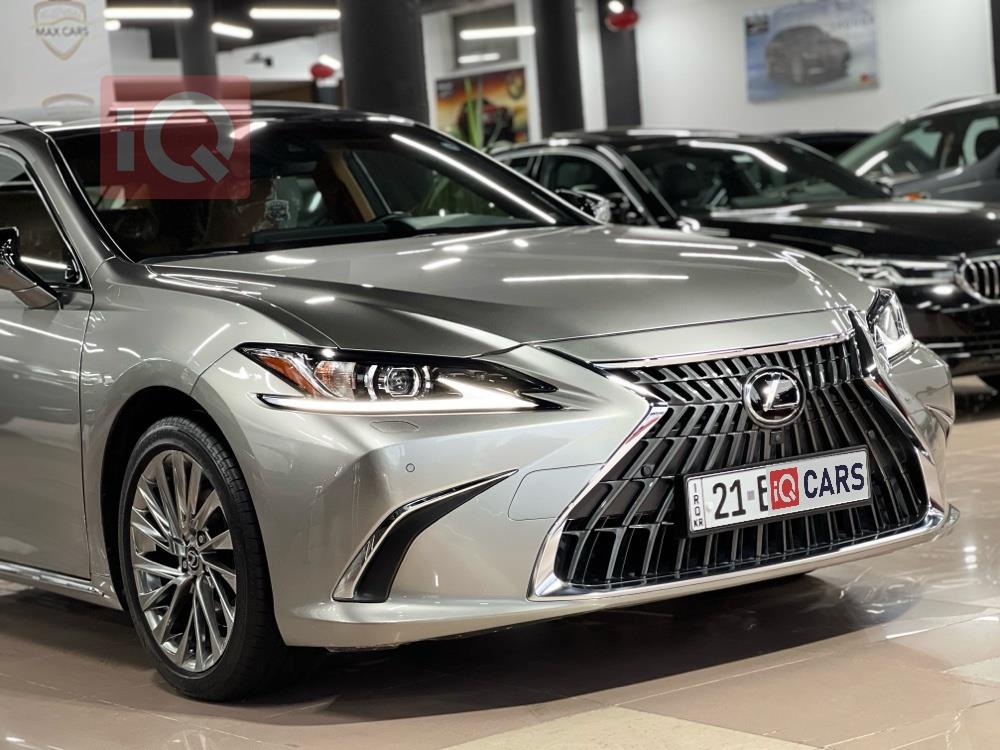 https://cdn.iqcars.ioc930f4ce-6dc6-4672-b967-d34b3b7e38f4_5.jpg
